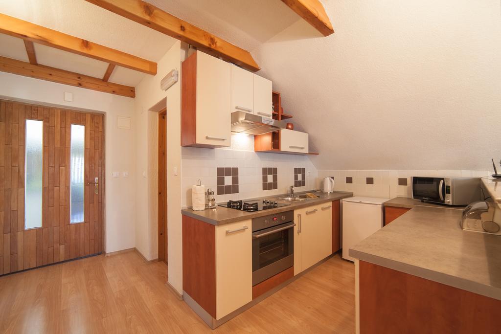 Apartmant & Room Bruna Drežnik Grad Εξωτερικό φωτογραφία